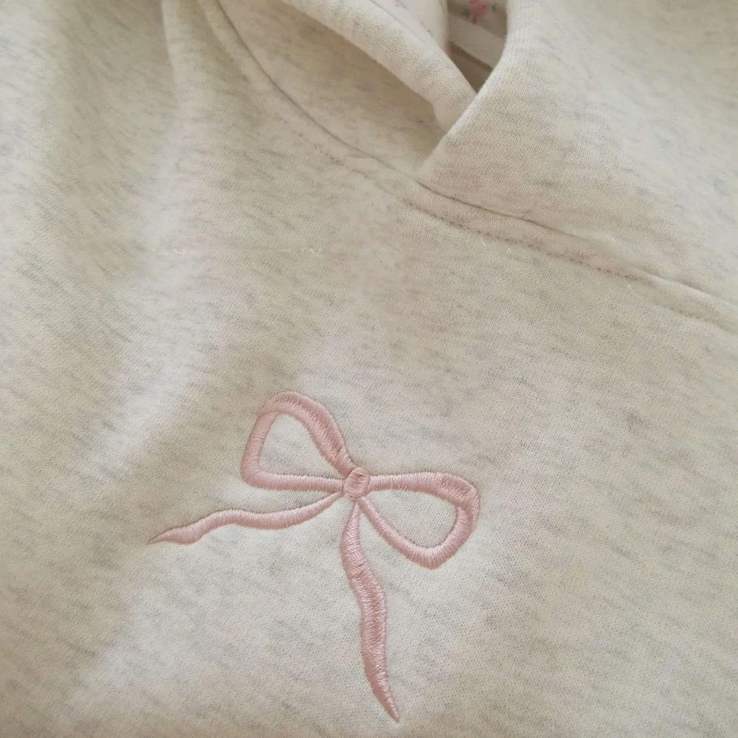 Embroidered Bow Hoodie For Women Trendy Preppy Sweatshirts Aesthetic Hoodies Cute Hoodie Casual Essential Sweater
