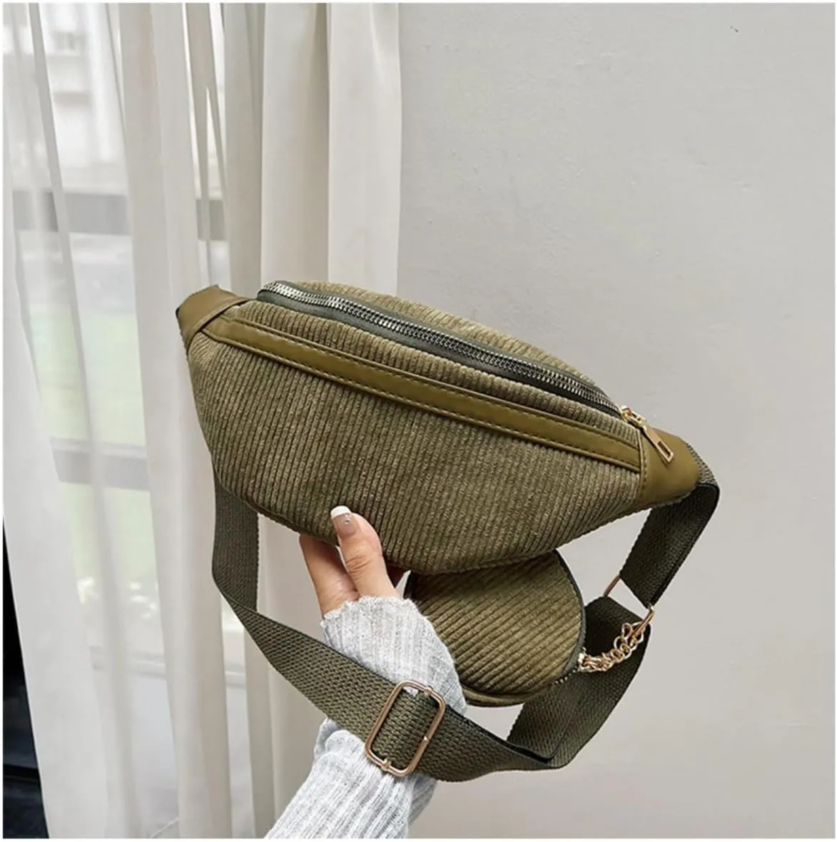 Fanny Crossbody Bag for Women Fashion Waist Bag with a Coin Purse Quilted Bum Hip Pouch for Sports Travel (green)