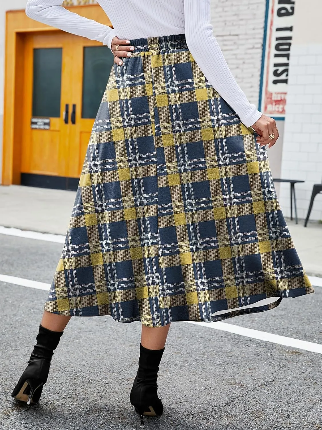 HUSKARY Plaid Skirts for Women 2025 Fall Winter Classic A Line High Elastic Waist Trendy Long Midi Skirt with Pockets