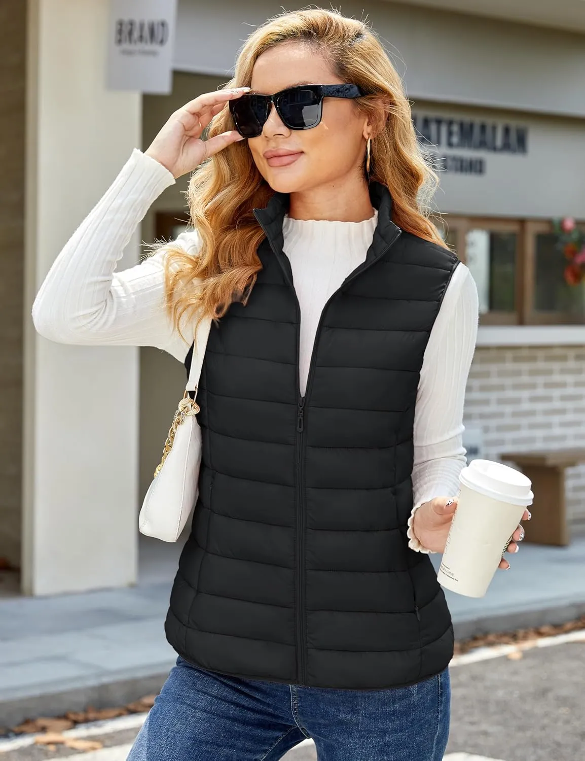 MAGCOMSEN Women's Puffer Vest Lightweight Stand Collar Zip 4 Pockets Puffy Vests Sleeveless Quilted Padded Outerwear