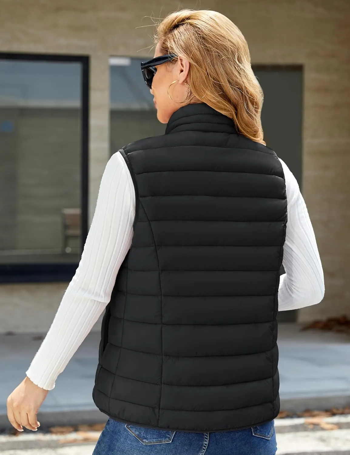 MAGCOMSEN Women's Puffer Vest Lightweight Stand Collar Zip 4 Pockets Puffy Vests Sleeveless Quilted Padded Outerwear