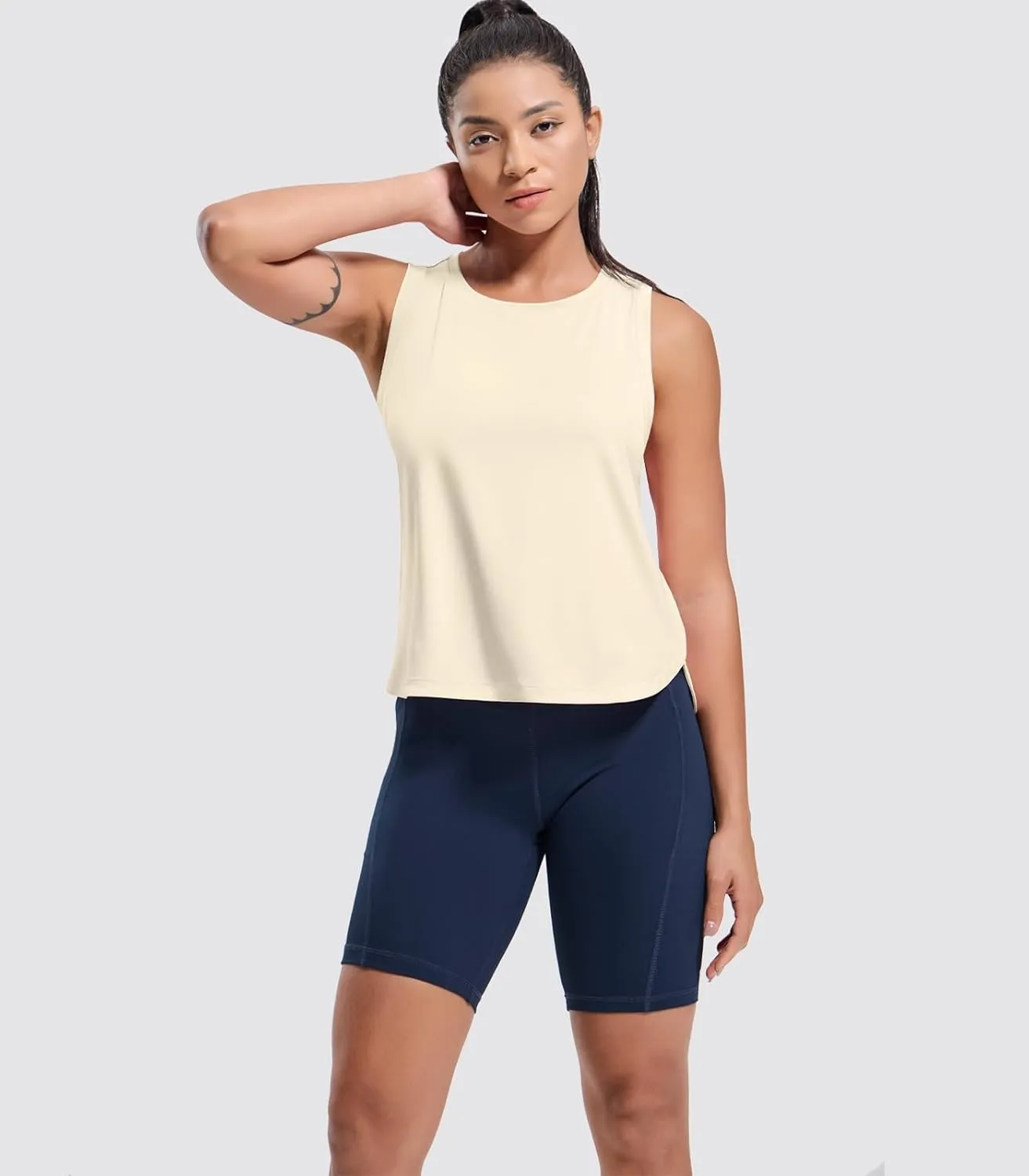 MIER Womens Dry Fit Workout Tank Tops Loose Fit Sleeveless Athletic Running Shirts Tennis Gym Exercise Tops, Curved Hem