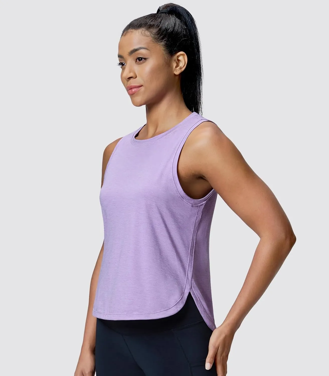 MIER Womens Dry Fit Workout Tank Tops Loose Fit Sleeveless Athletic Running Shirts Tennis Gym Exercise Tops, Curved Hem