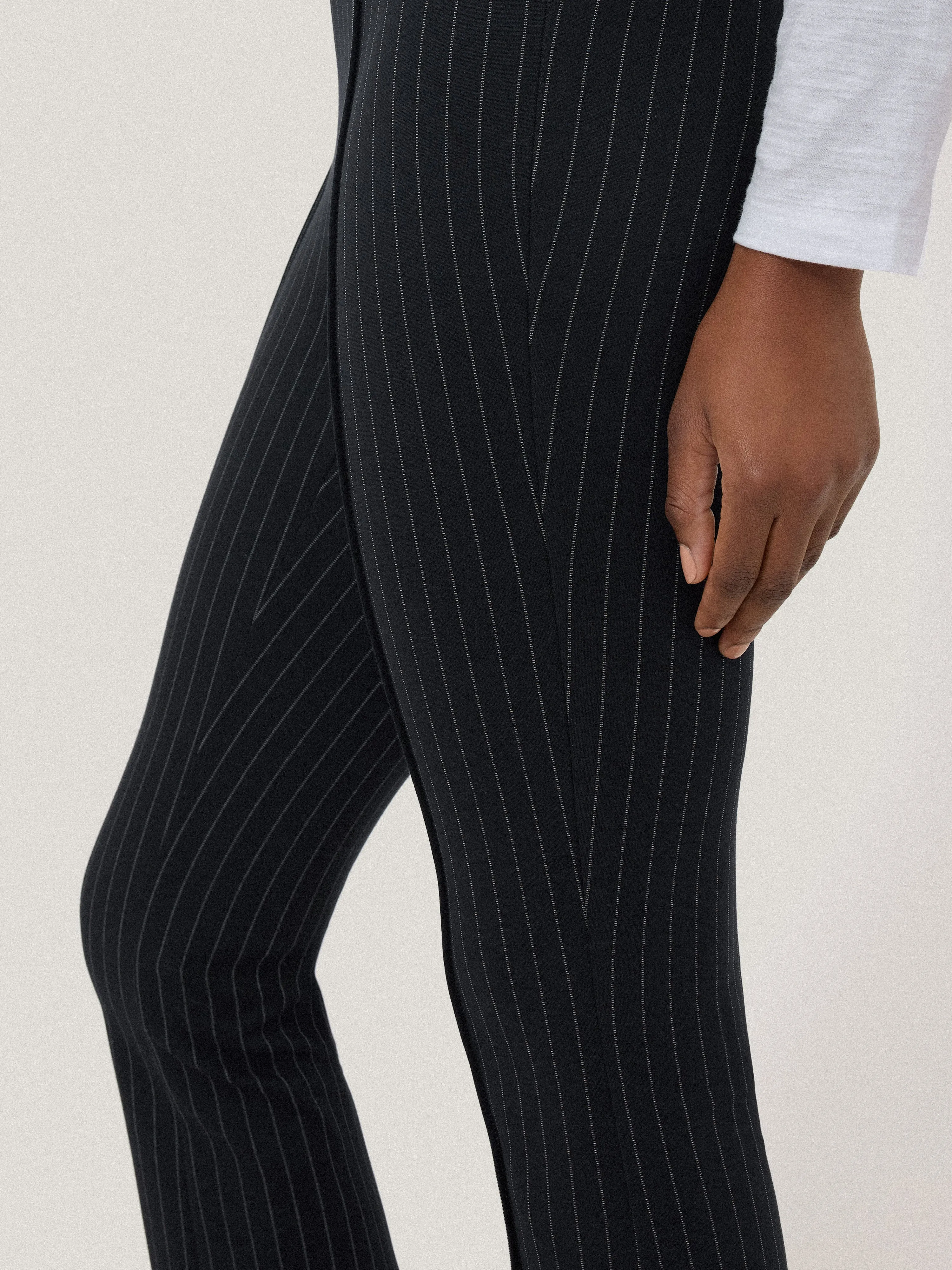 Ponte Kickflare Trouser | Navy