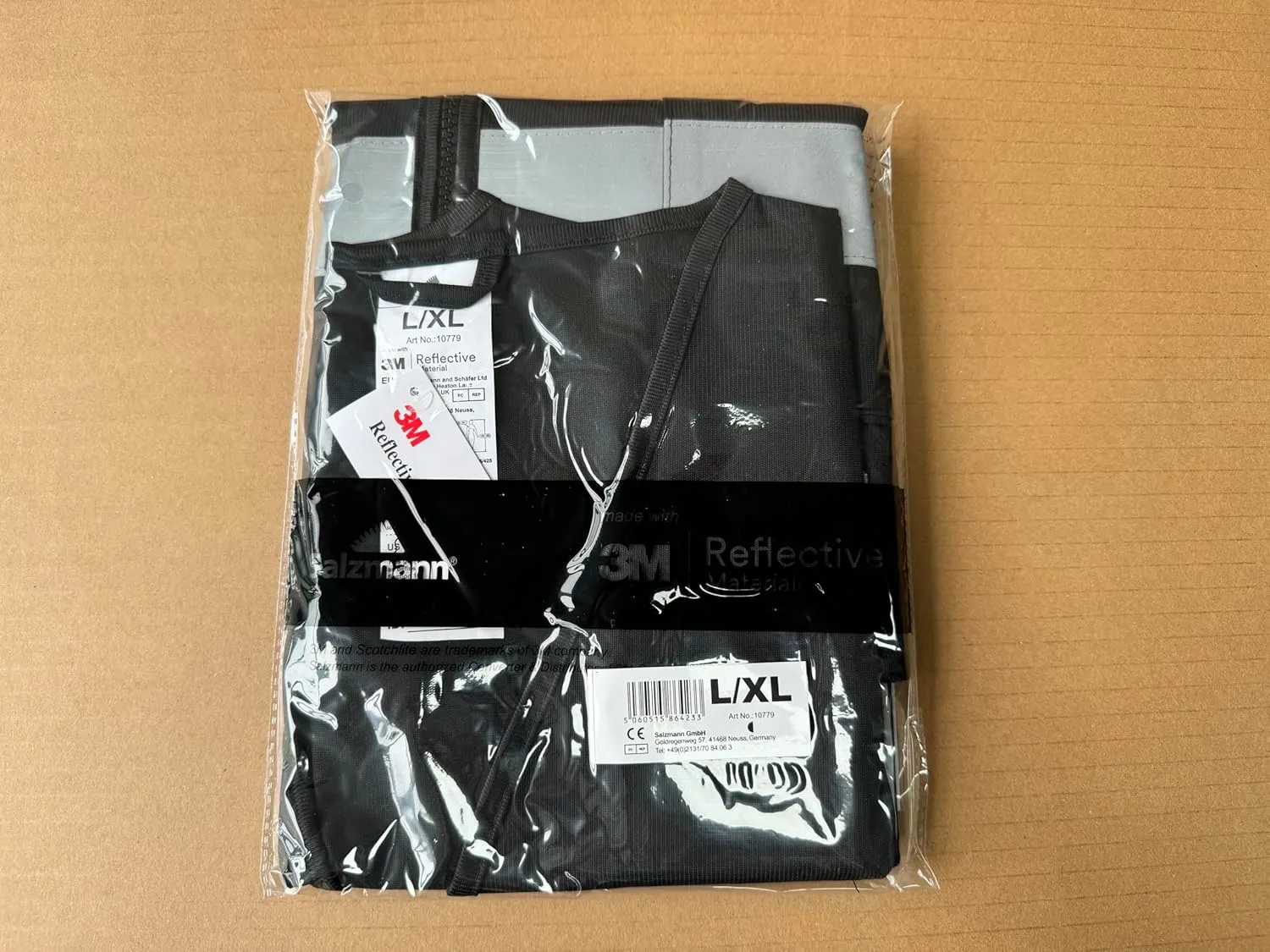Salzmann Multi-Pocket Working Vest - Reflective Vest - Made with 3M Reflective Material