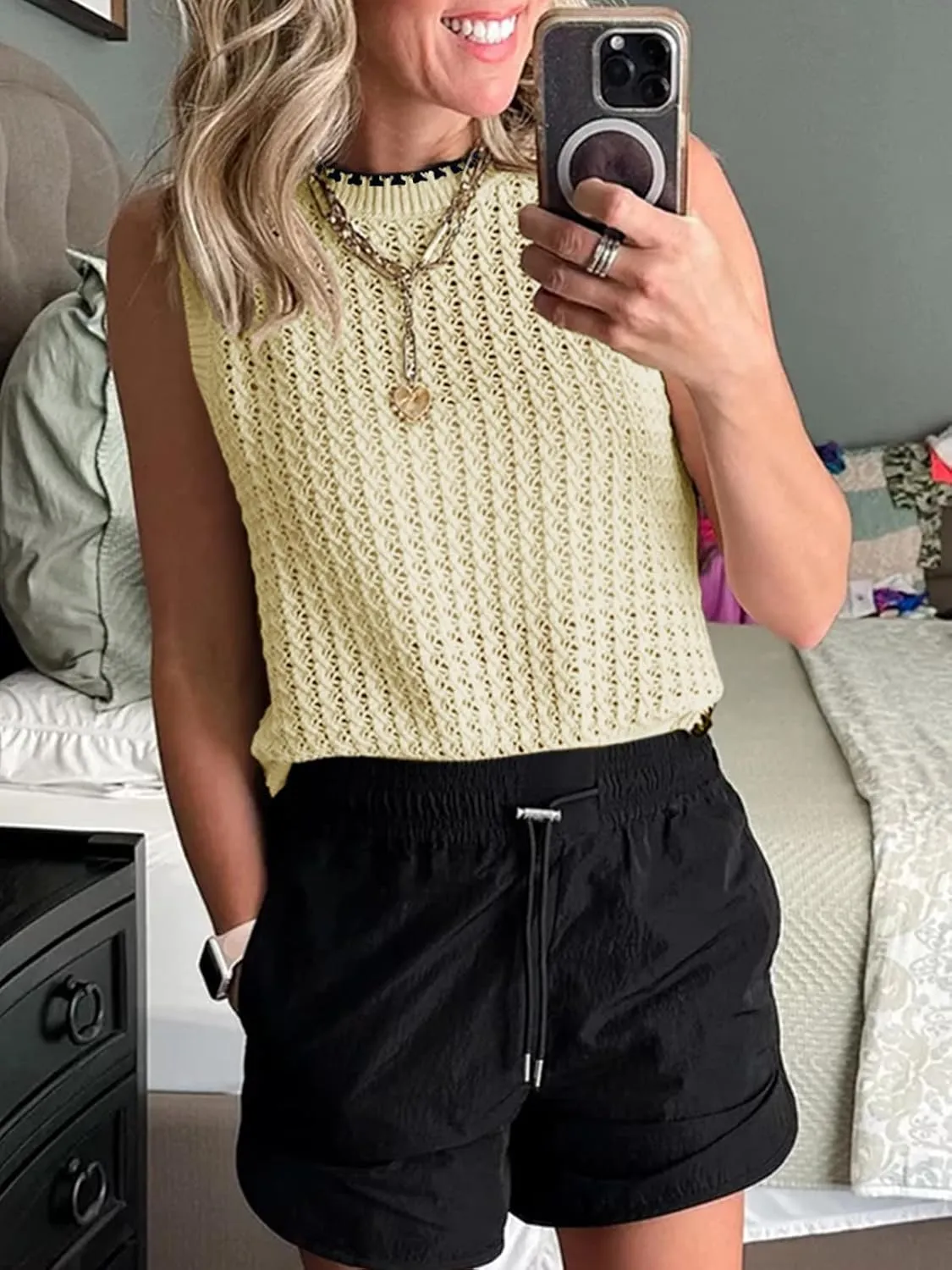 Saodimallsu Womens Sleeveless Knit Sweater Vest Crochet Color Block Stitched Crew Neck Cropped Casual Tops