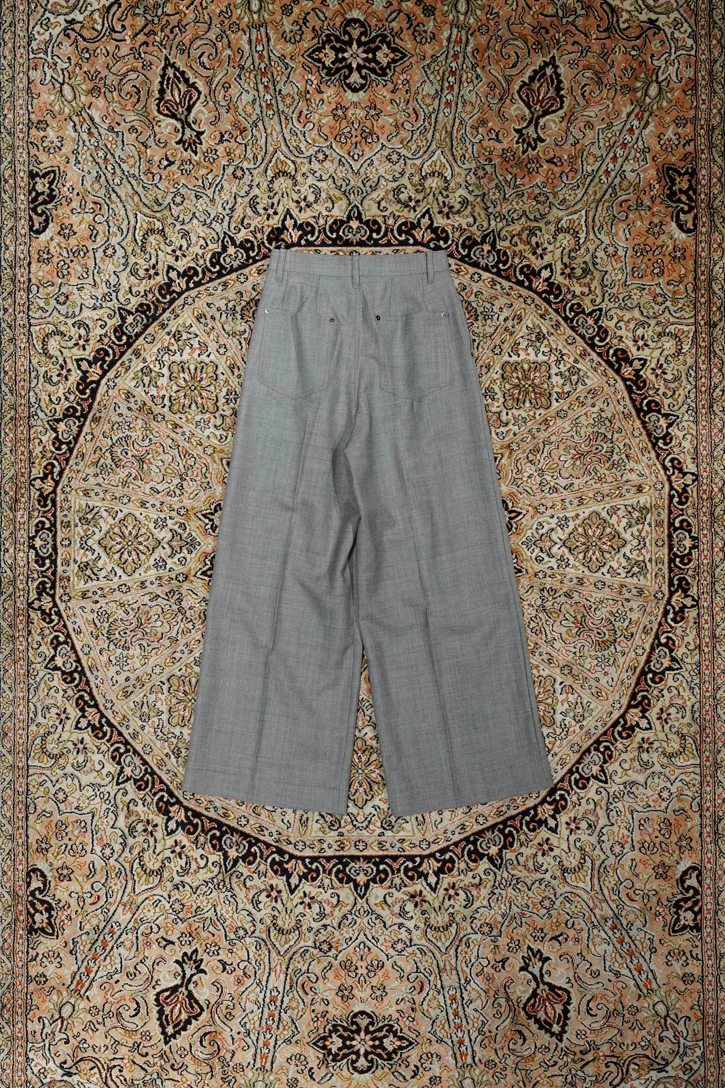 SATORU SASAKI SINGLE-TUCKED WIDE TROUSERS (GRAY)